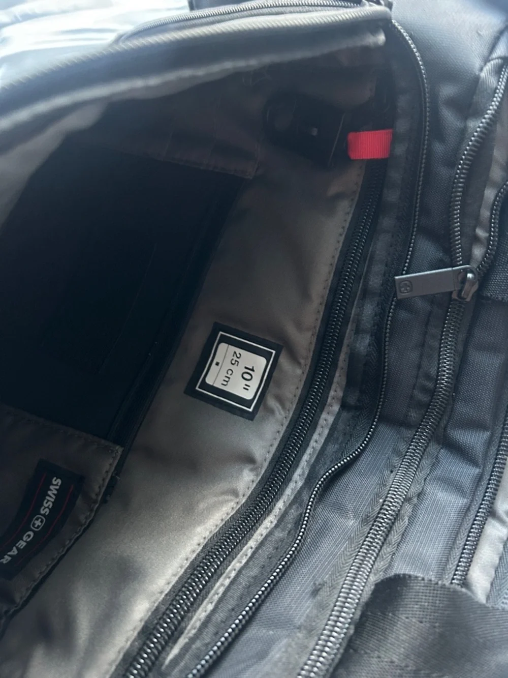 SwissGear 16